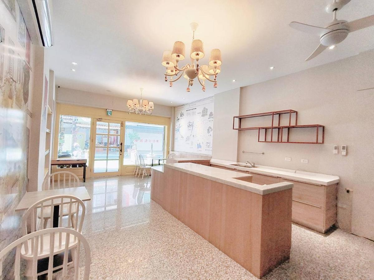 Elsa House Hotel Tainan Buitenkant foto