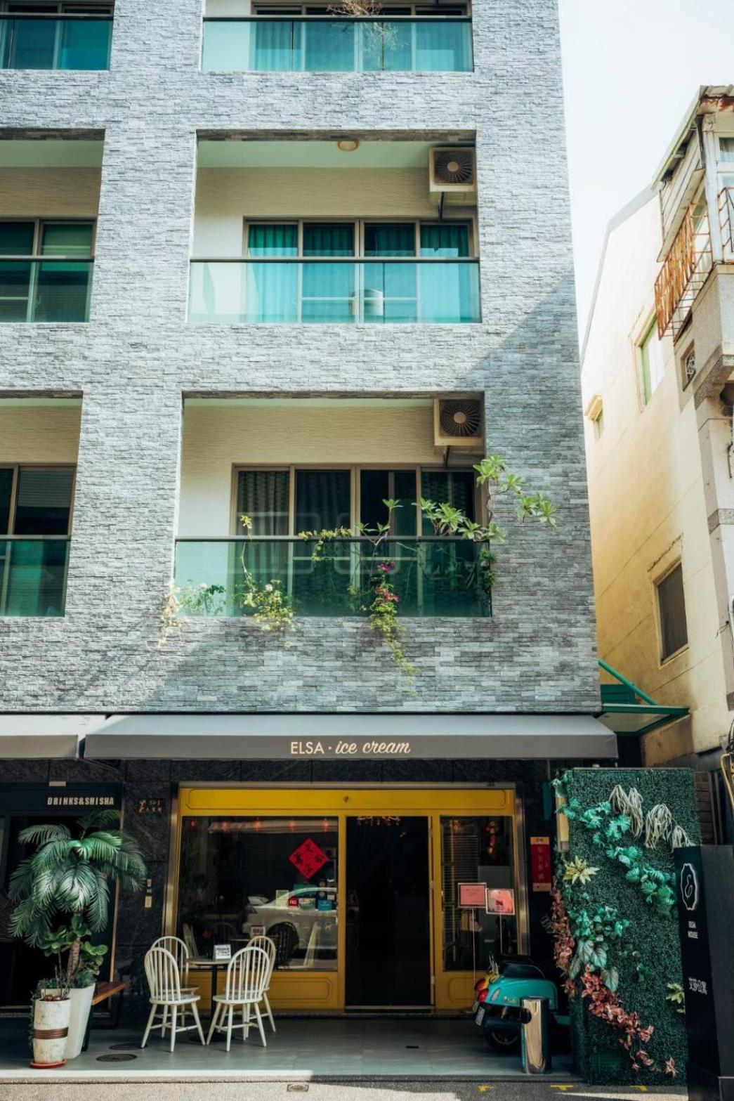 Elsa House Hotel Tainan Buitenkant foto
