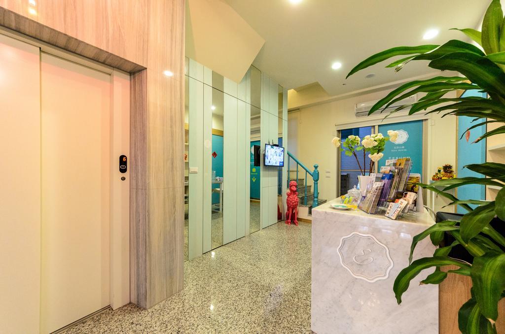 Elsa House Hotel Tainan Buitenkant foto